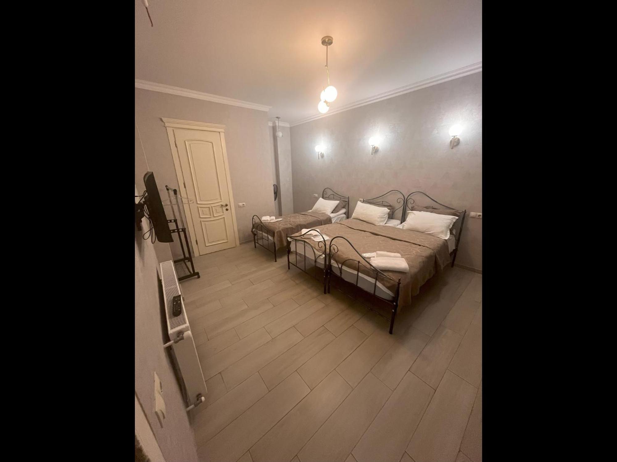 Silver 42 Boutique Hotel Tbilisi ภายนอก รูปภาพ