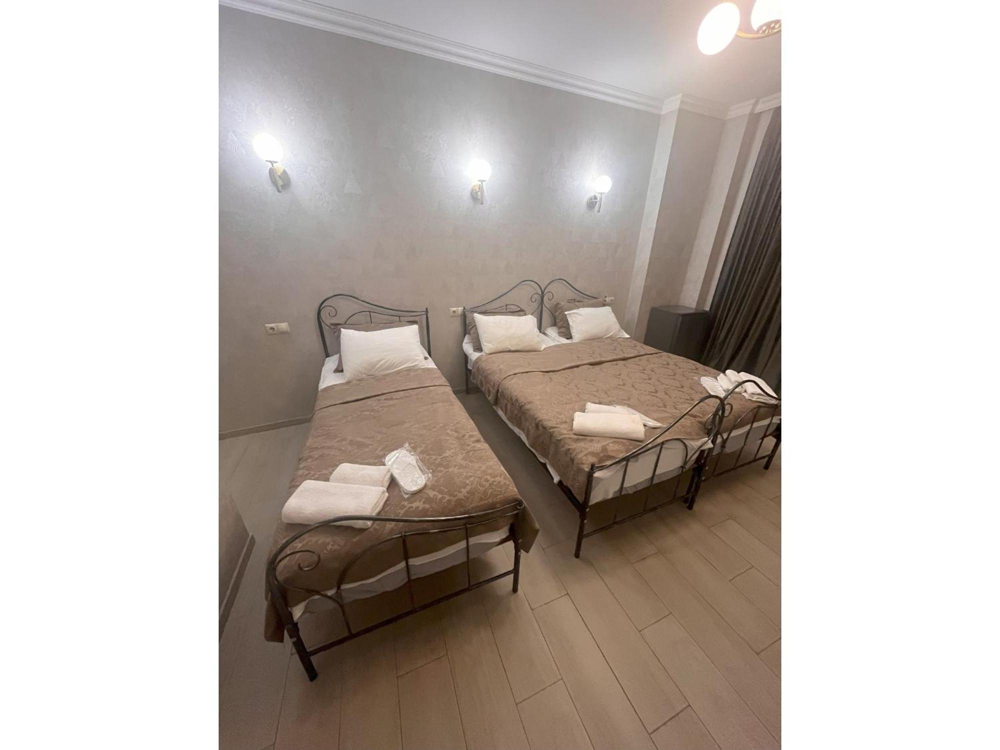 Silver 42 Boutique Hotel Tbilisi ภายนอก รูปภาพ