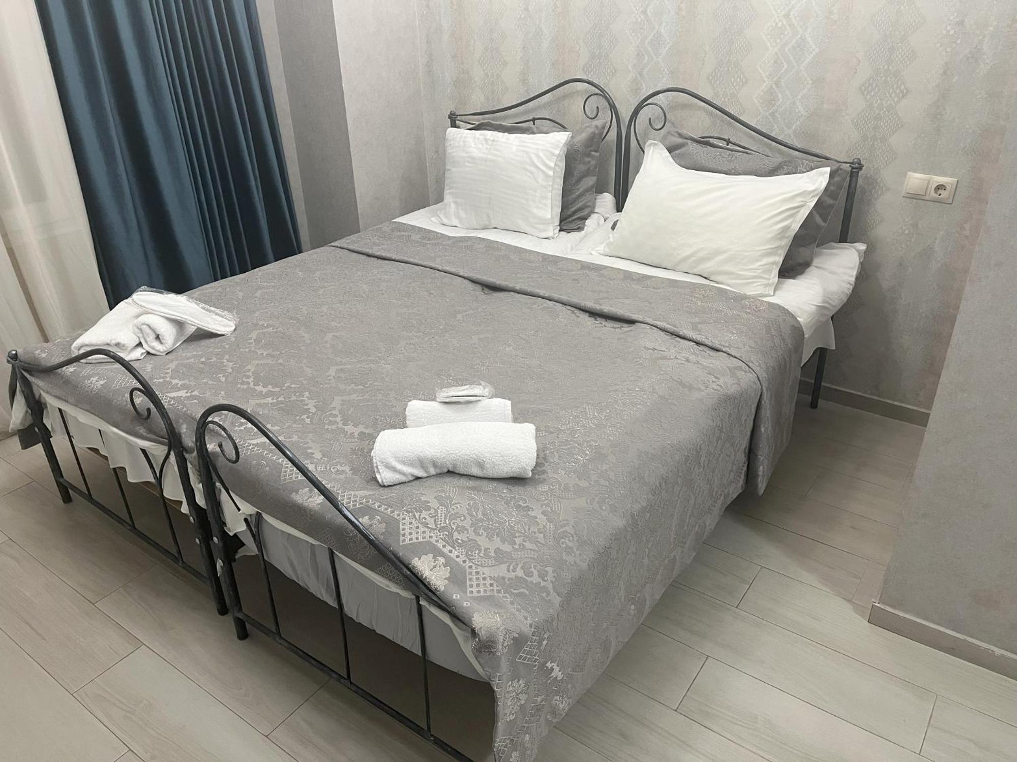 Silver 42 Boutique Hotel Tbilisi ภายนอก รูปภาพ